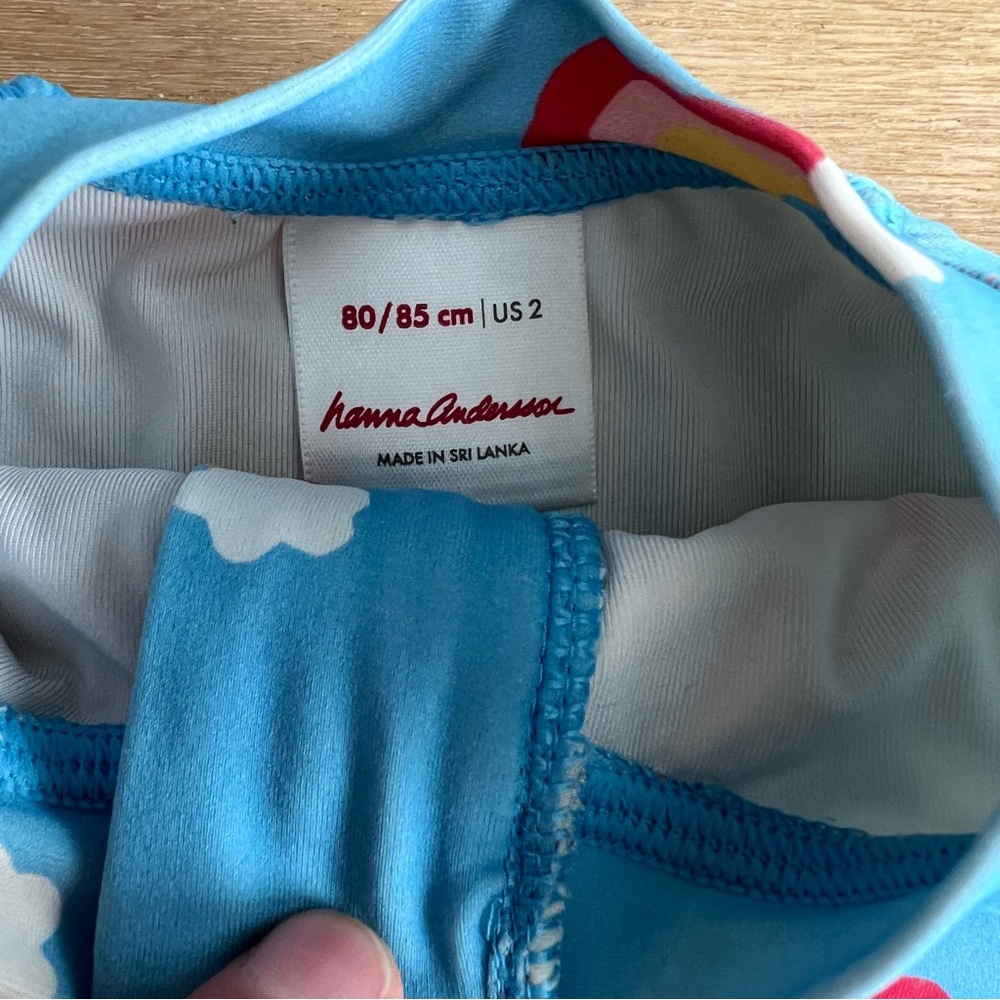 Hanna Andersson Rashguard - Picture 3 of 3